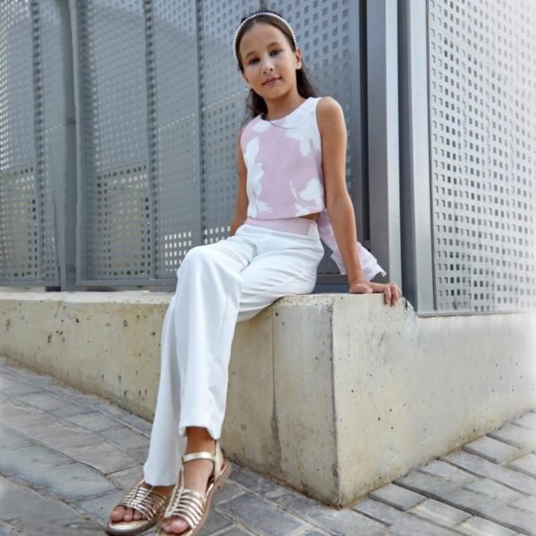 conjunto top organza rosa y pantalón blanco ceremonia chica Amaya