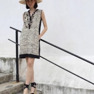 vestido sin mangas beige y negro estampado Egatex